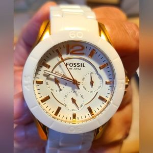 EUC Fossil White Ceramic Rose Gold Accent Watch